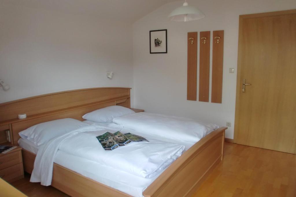 Hotel Viktoria Castelrotto Camera foto