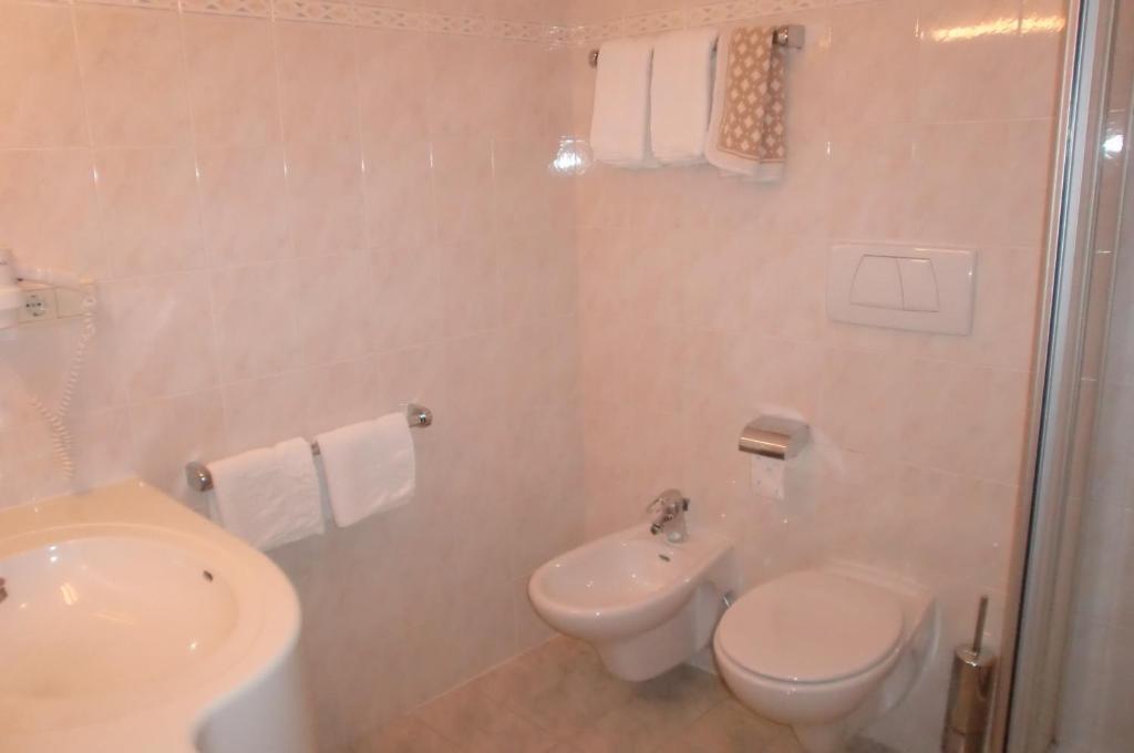 Hotel Viktoria Castelrotto Camera foto