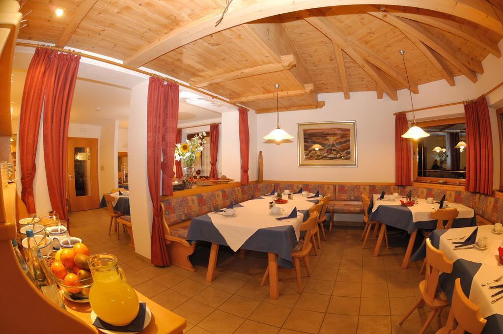 Hotel Viktoria Castelrotto Esterno foto